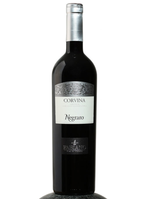 bottle of Negraro Corvina Veronese wine